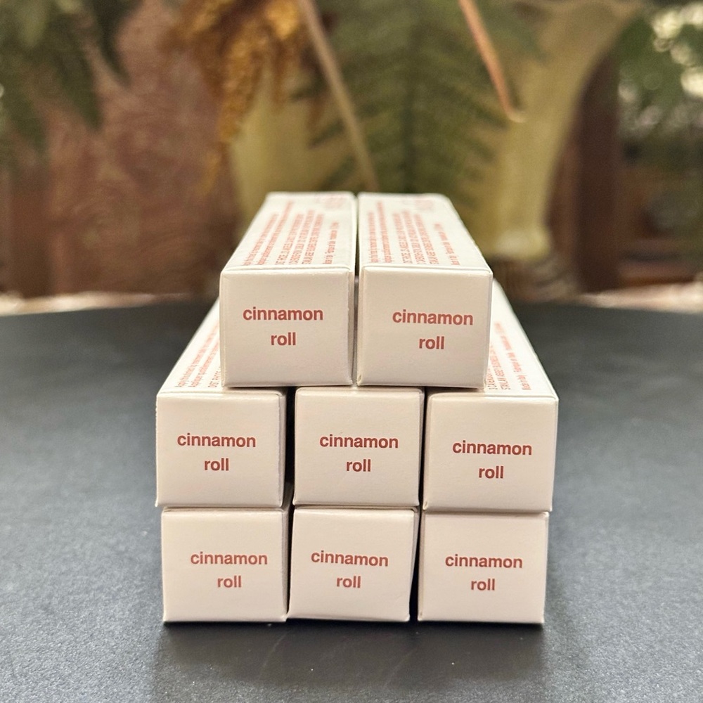 🆕 NIB Rhode Cinnamon Roll Peptide Lip Tint - Picture 10 of 10